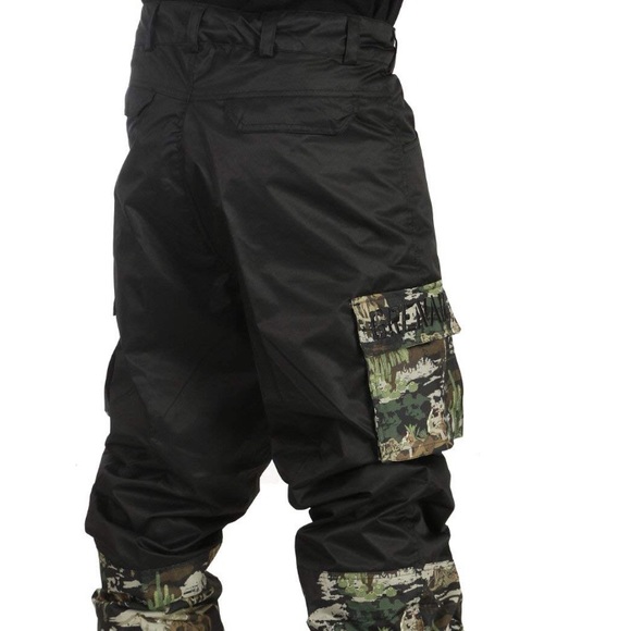 Grenade snowboard pants - Picture 2 of 2